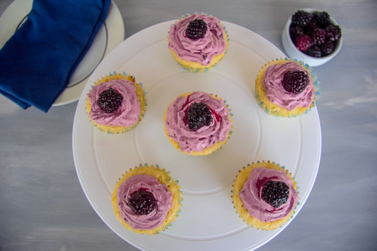 easy lemon cupcakes with a blackberry topping
