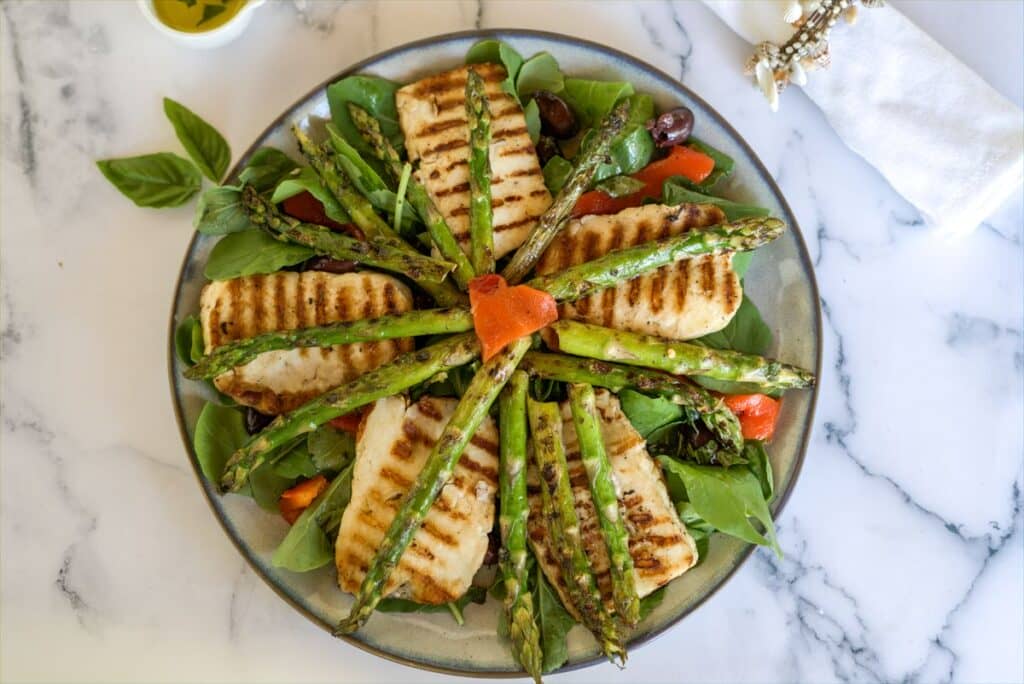 halloumi asparagus salad