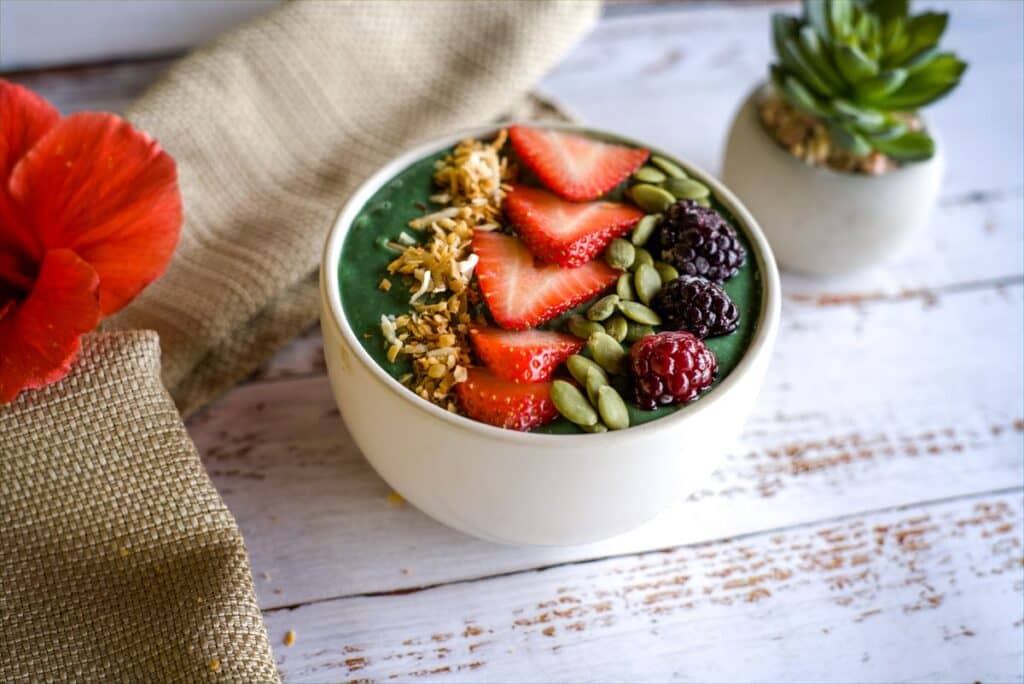 keto smoothie bowl