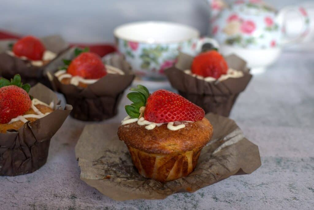 coconut flour strawberry mufifns