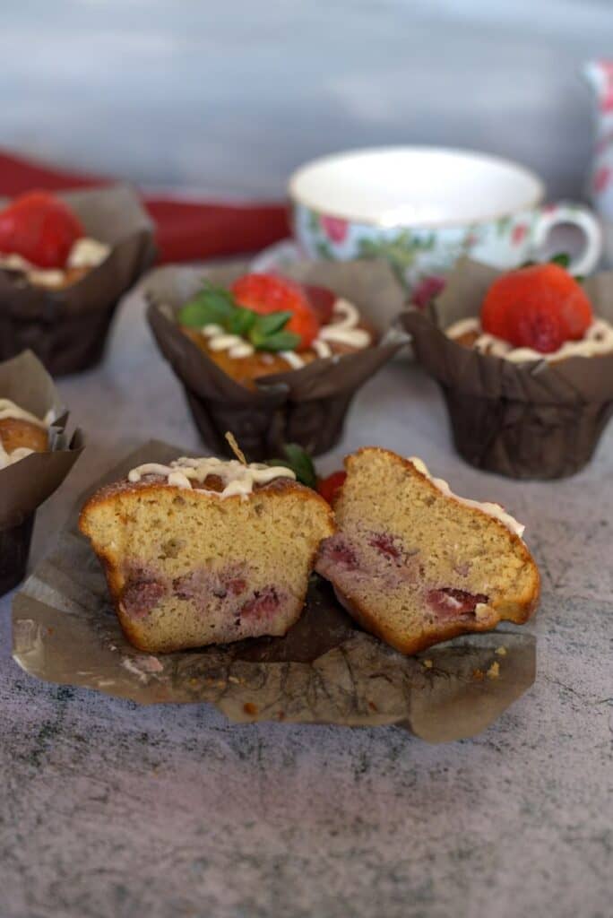 strawberry muffins