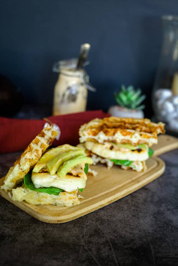 halloumi avocado chaffle