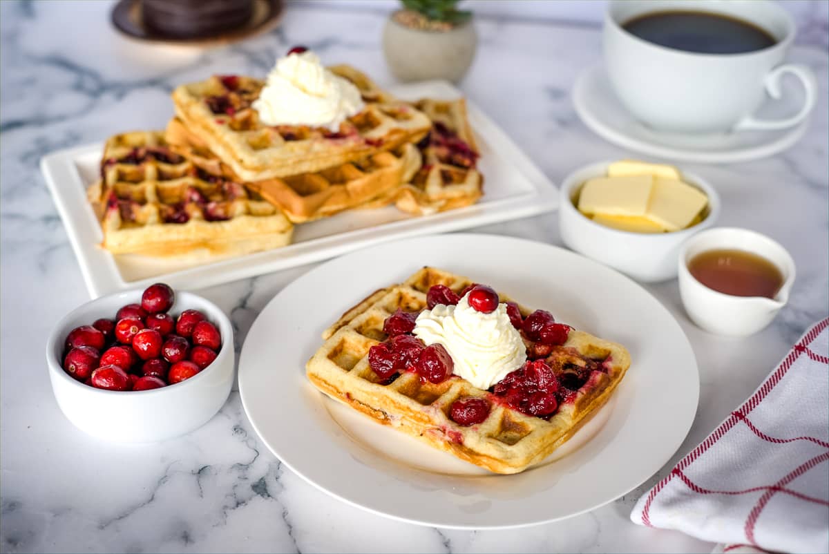 waffle with cranberry