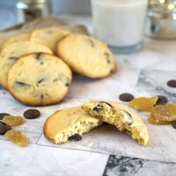 ginger choc chip cookies