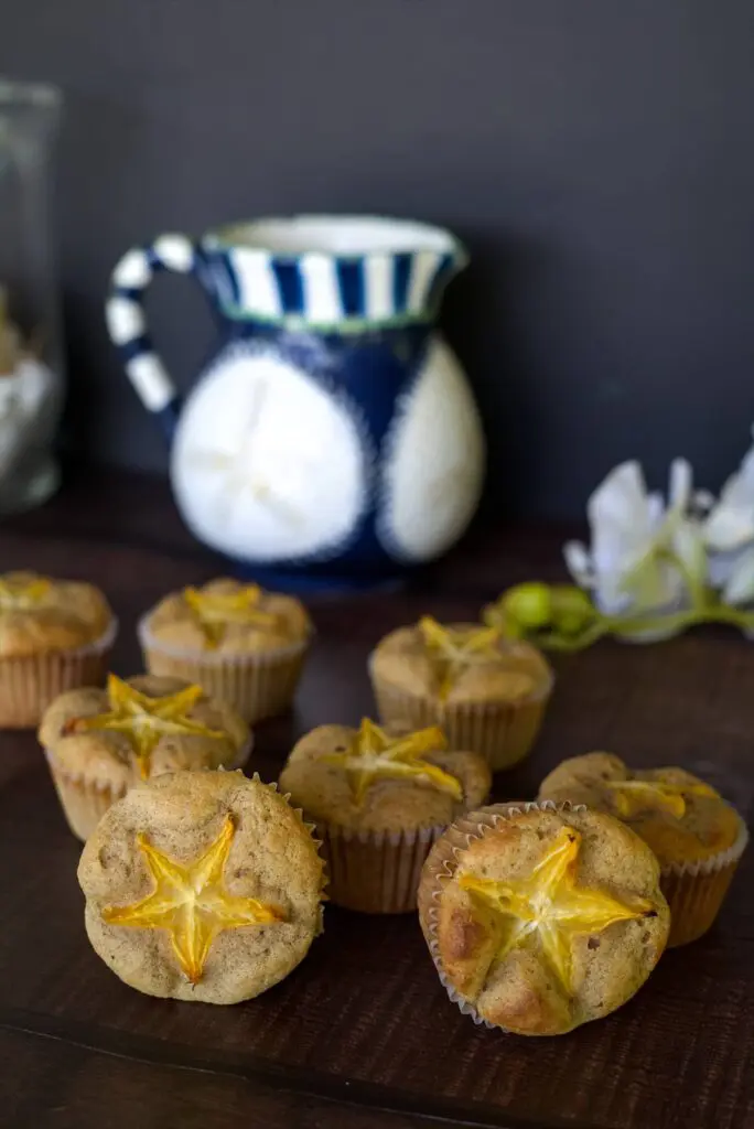 muffins with star fruit toppings