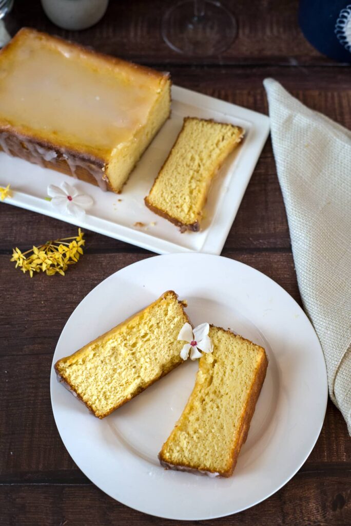Lupin flour lemon cake