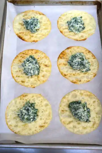 spinach ricotta on cheese
