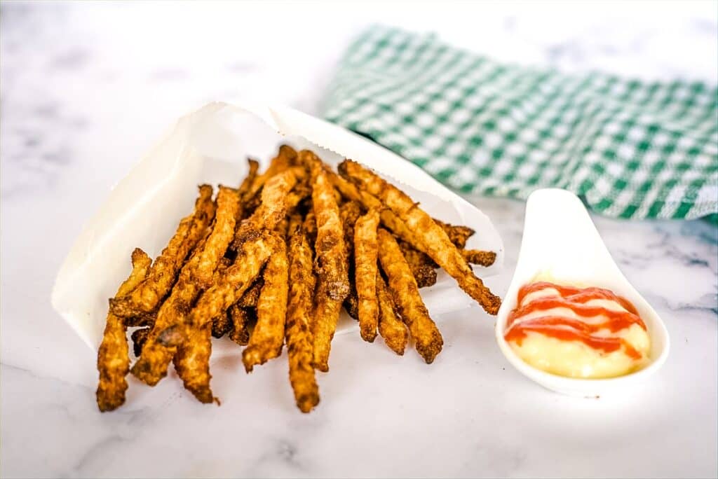 jicama fries with dip