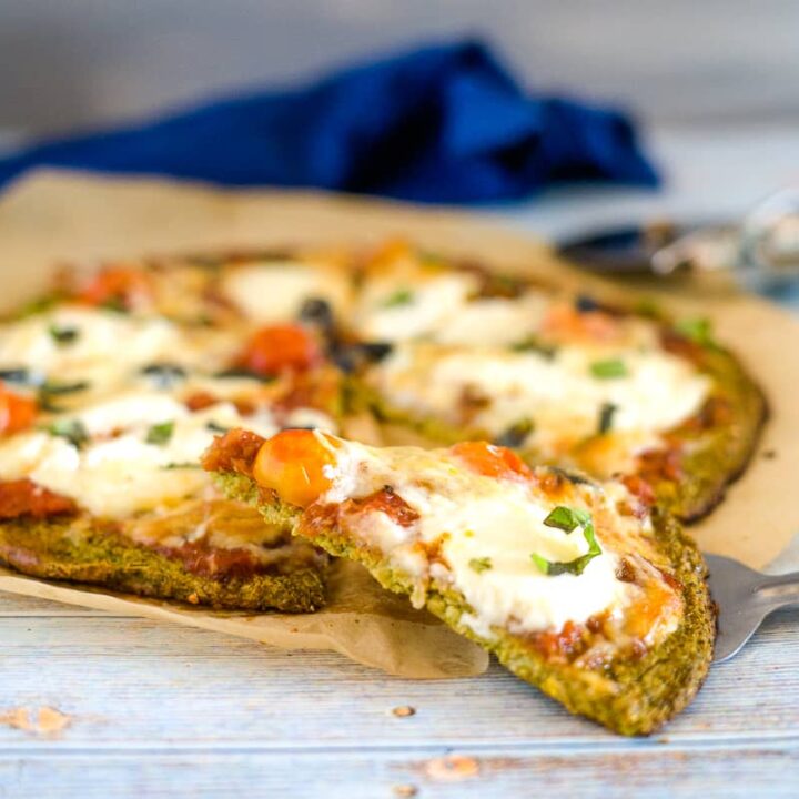 Broccoli Pizza Crust - Keto & Low Carb Vegetarian Recipes