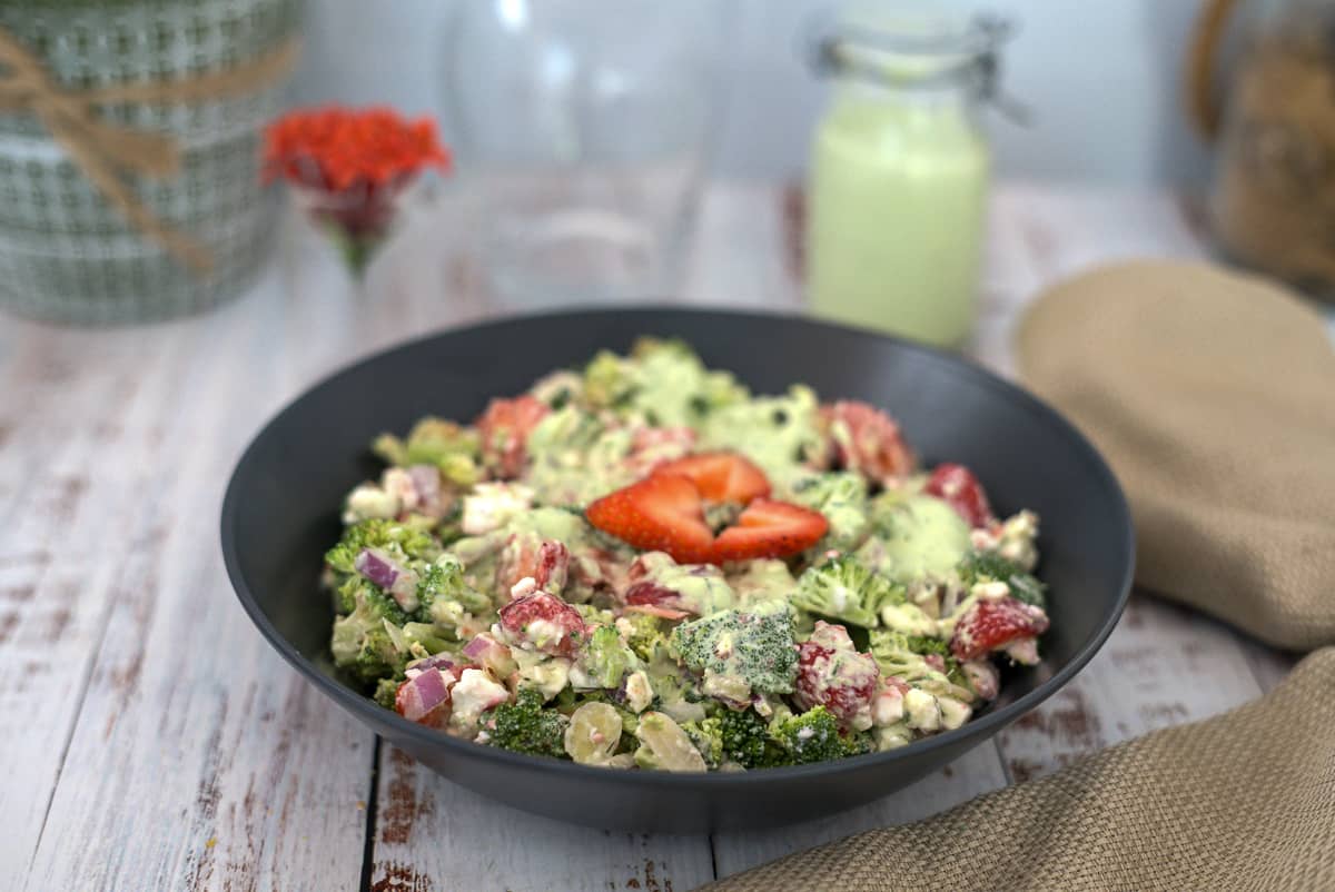 Broccoli Strawberry Salad - Keto & Low Carb Vegetarian Recipes