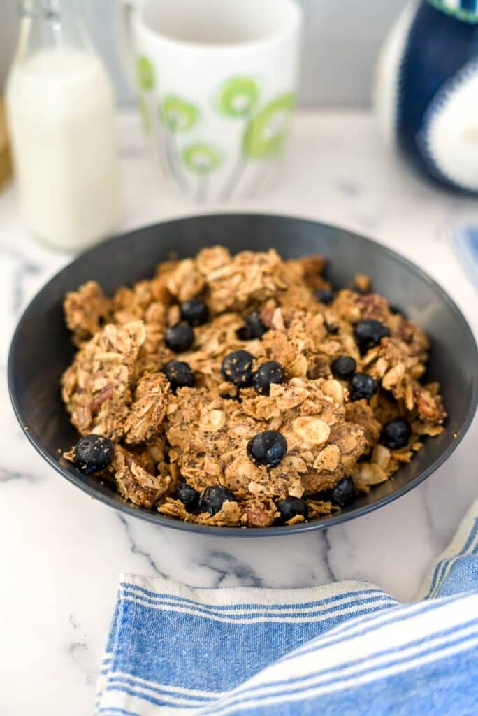 blueberry granola