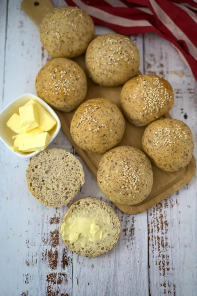 protein bread rolls