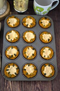 pumpkin cheesecake muffins