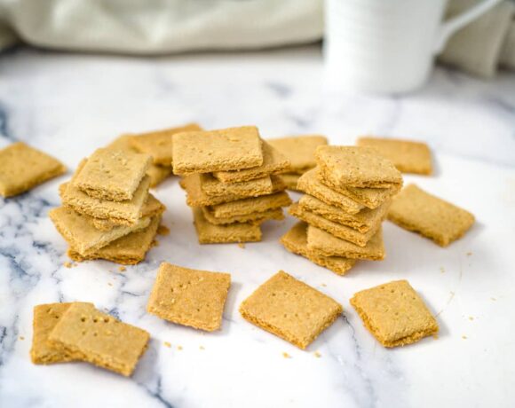 vegan cheese crackers