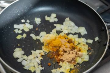 spice added to onion