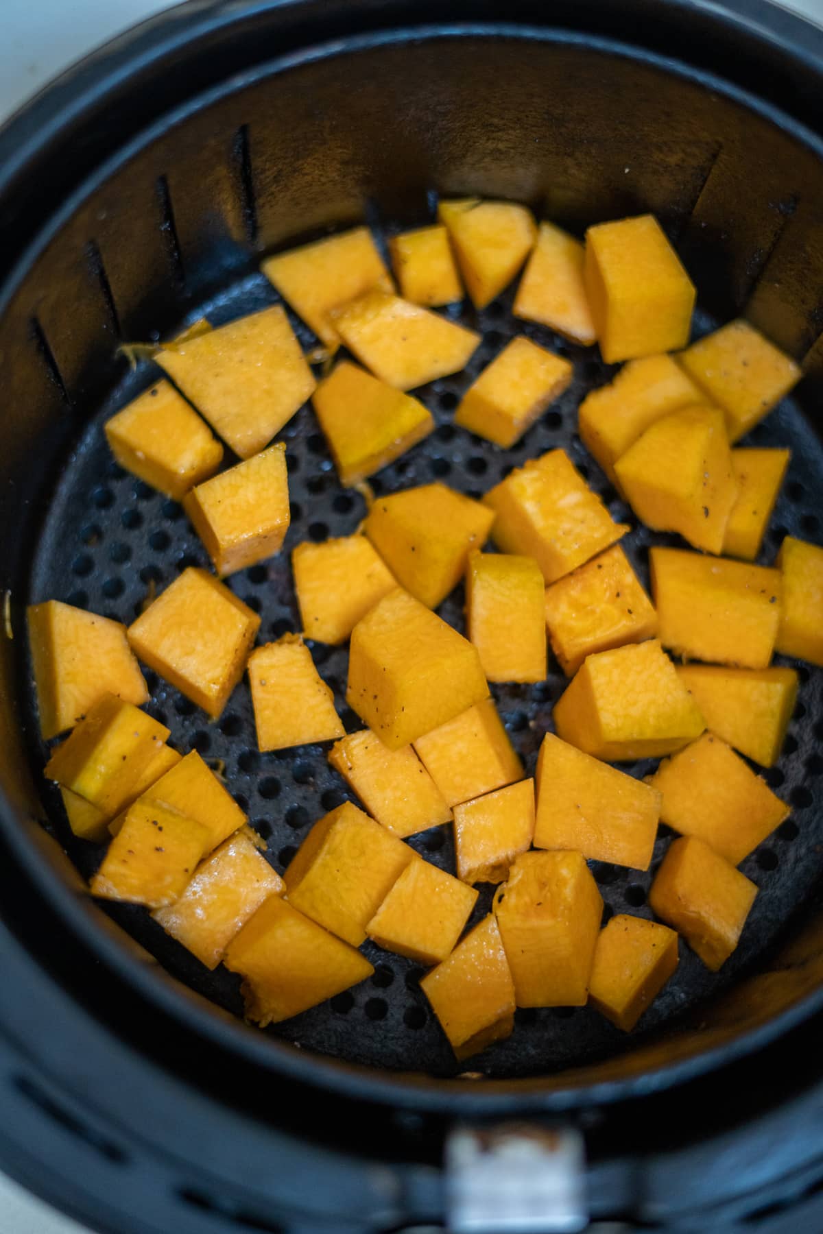 Air fryer pumpkin