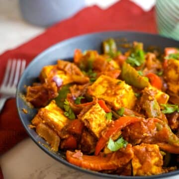 a bowl of paneer jalfrezi